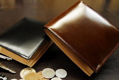 コードバン(馬の臀部)の財布
